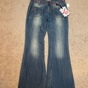 Hot Kiss Medium Washed Jeans